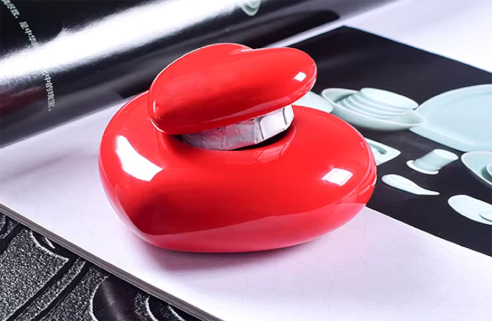 Cute Heart Shaped Small Pet Memorial Urn for Ashes or Fur